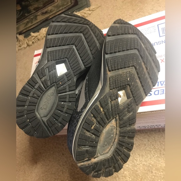 Brooks Ricochet - Picture 3 of 5